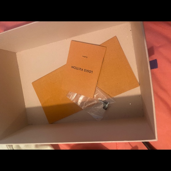 Heels - Picture 7 of 7